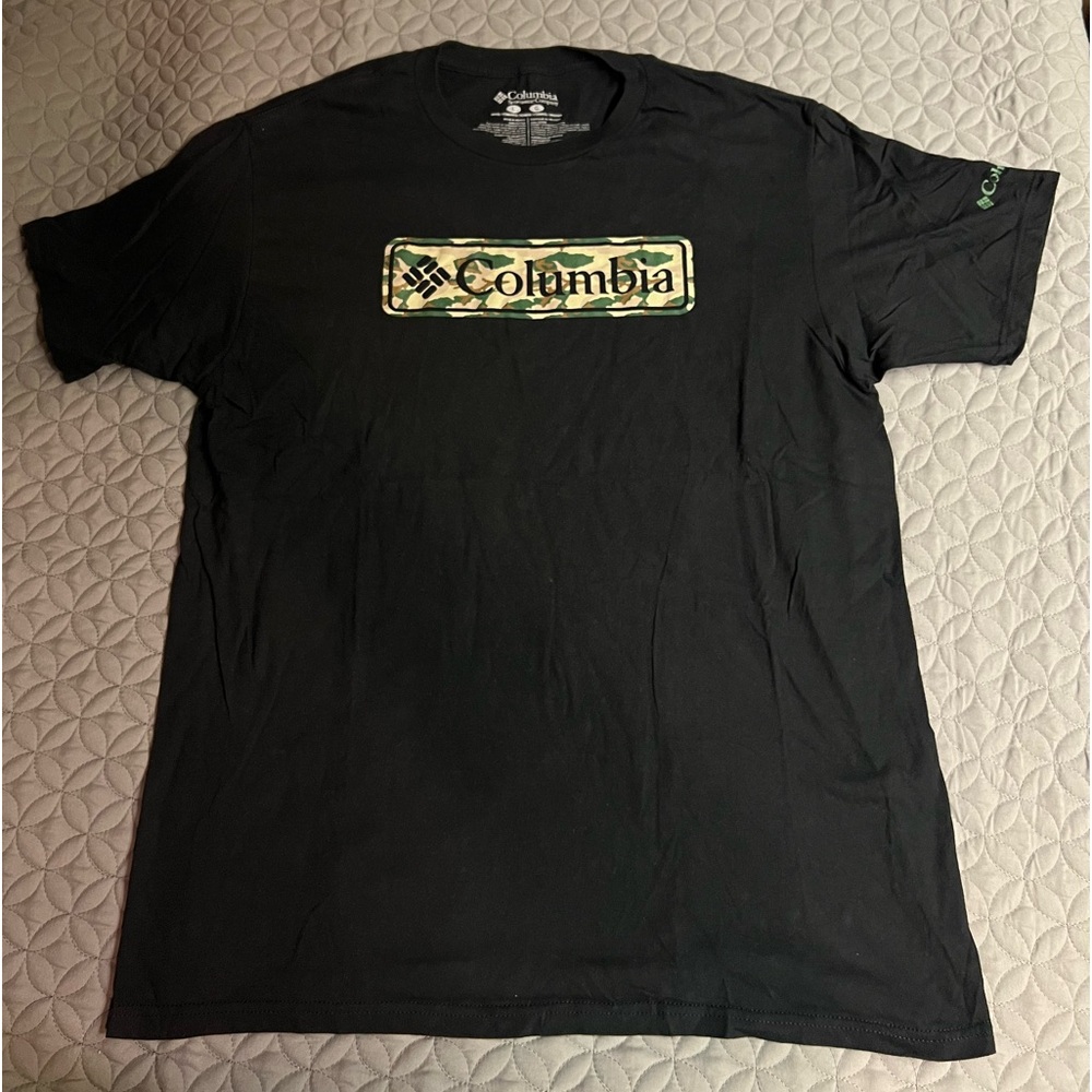 Columbia Black T-Shirt for Men